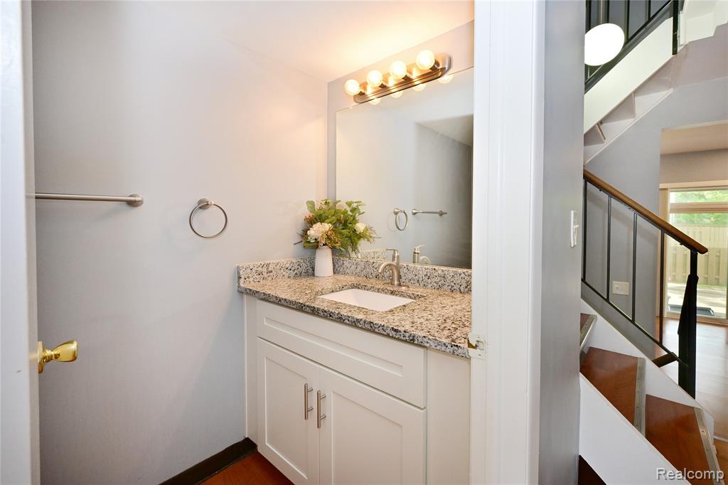 5177 Buckingham, Troy, MI 48098 — Photo 17