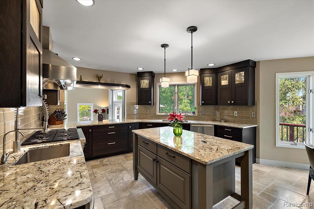 1739 Ridge Road, White Lake, MI 48383 — Photo 8