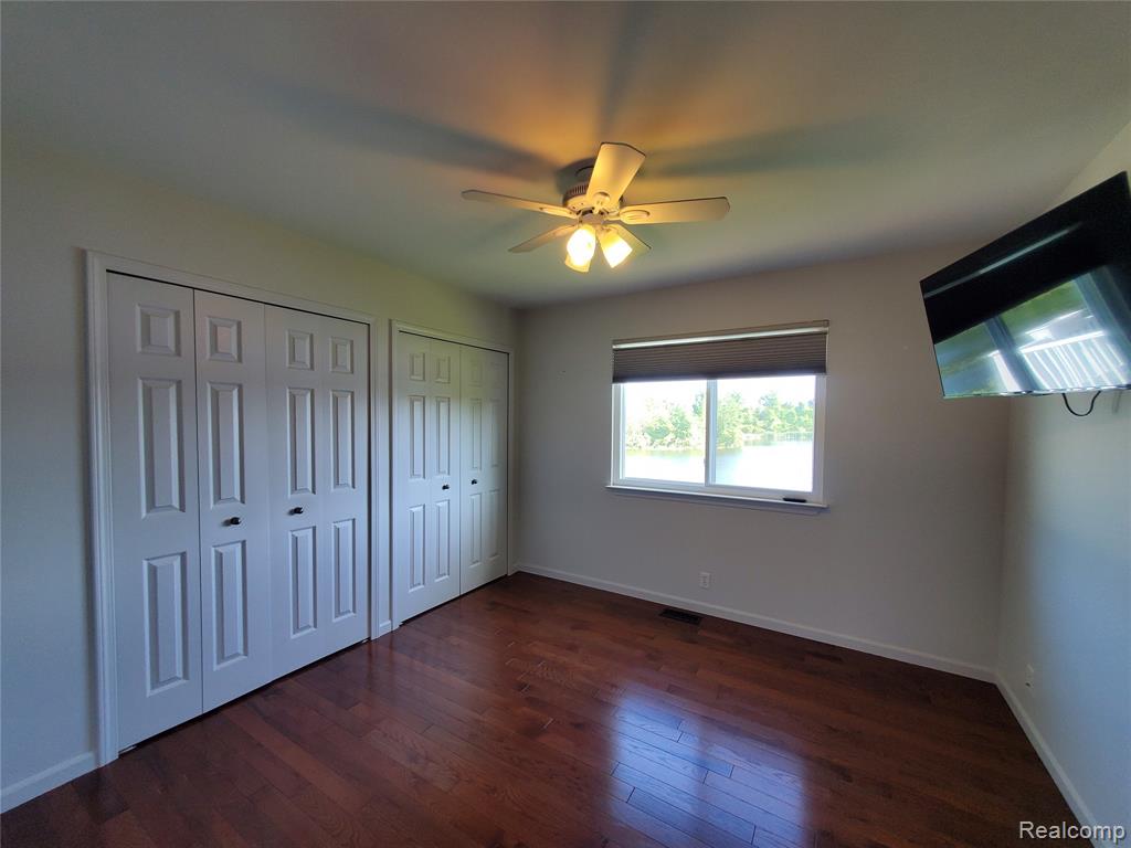 7281 Hawthorne Circle, Goodrich Vlg, MI — Photo 21