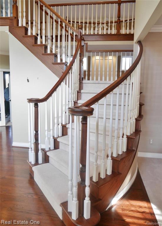 5846 CLEARVIEW Drive, Troy, MI 48098 — Photo 4