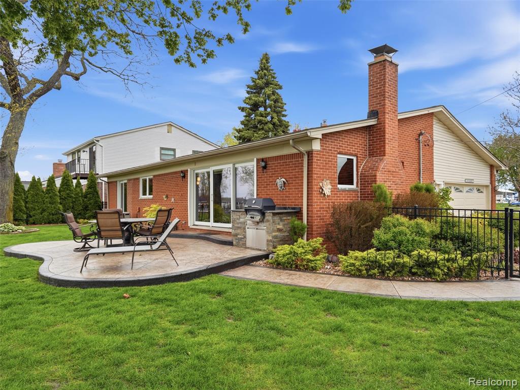 32160 S River Road, Harrison Township, MI — Photo 45