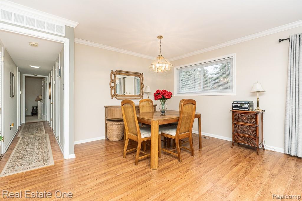 61 Nesbit Lane, Rochester Hills, MI 48309 — Photo 17