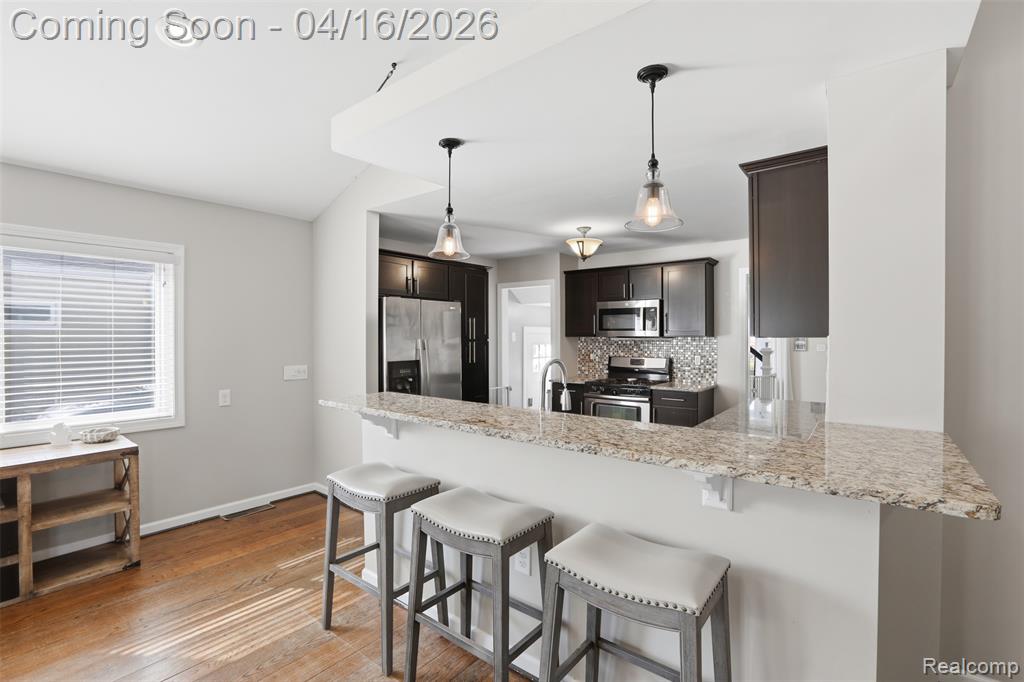 4350 Mandalay Avenue, Royal Oak, MI 48073 — Photo 11