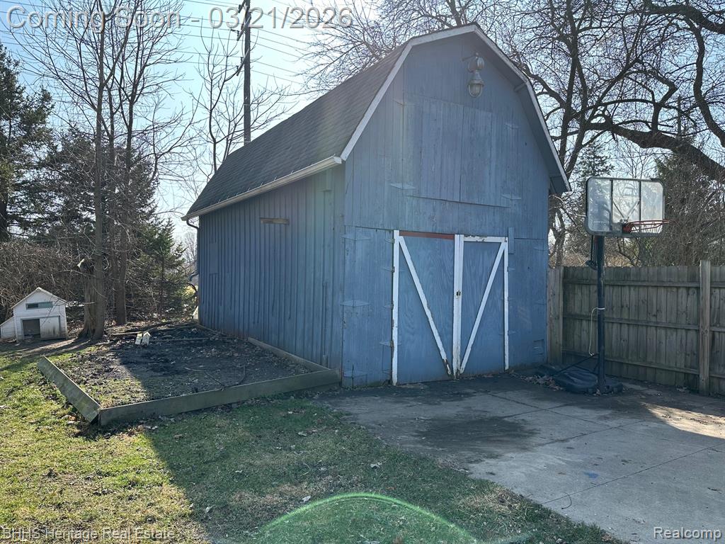 409 Lake Street, Howell, MI 48843 — Photo 21