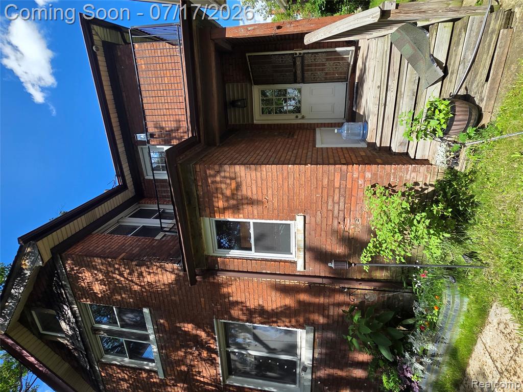 7455 Churchill Street, Detroit, MI 48206 — Photo 4