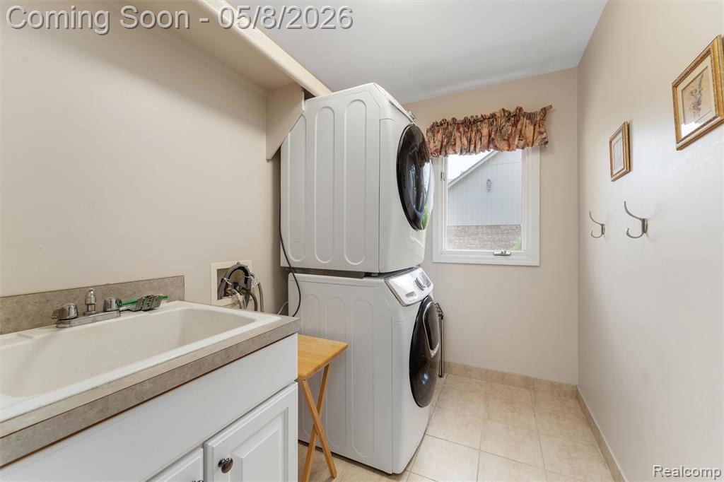 56377 Copperfield Drive, Shelby Twp, MI 48316 — Photo 32