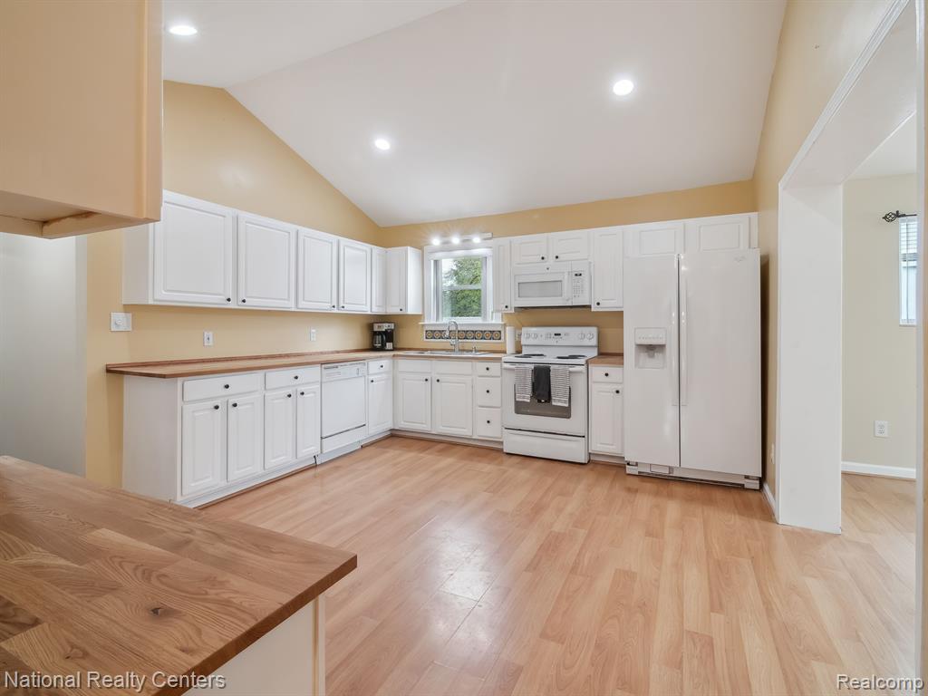 44736 JOY Road, Plymouth, MI 48170 — Photo 15