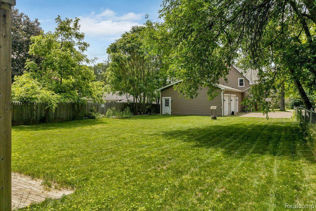 613 E GRAND RIVER Road, Laingsburg, MI 48848 — Photo 37