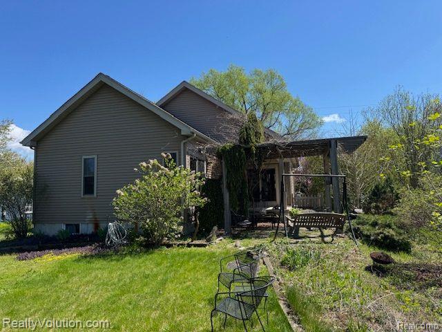 559 HEENAN Drive, Lapeer, MI 48446 — Photo 27
