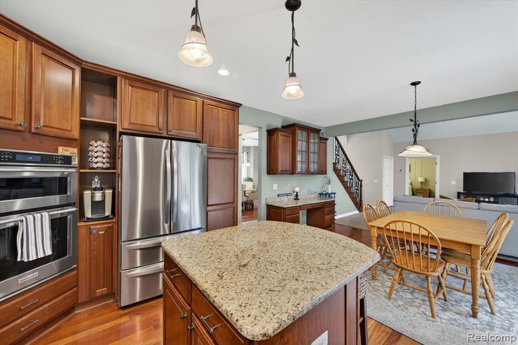 8746 N Hills Court, Howell, MI 48843 — Photo 12