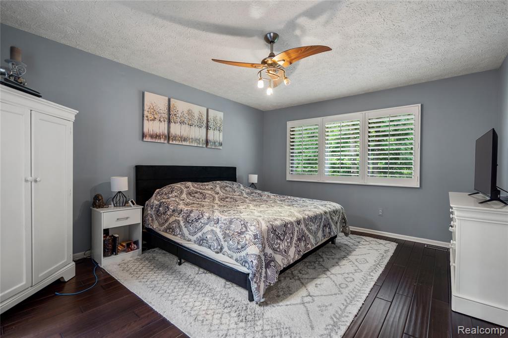 6535 Ridgeview Drive, Clarkston, MI — Photo 14