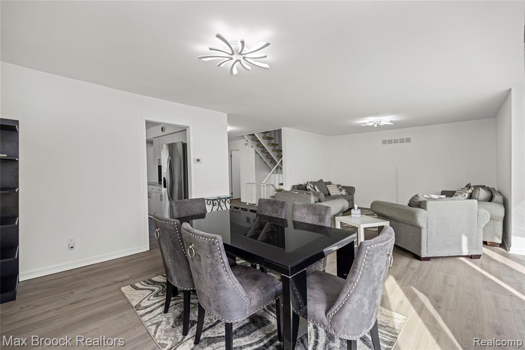 7451 Pebble Point, West Bloomfield, MI — Photo 10