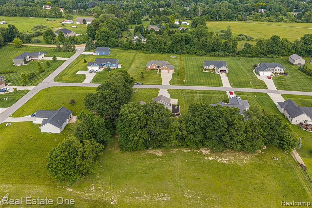 428 Pheasant Ridge Court, Ortonville, MI 48462 — Photo 57