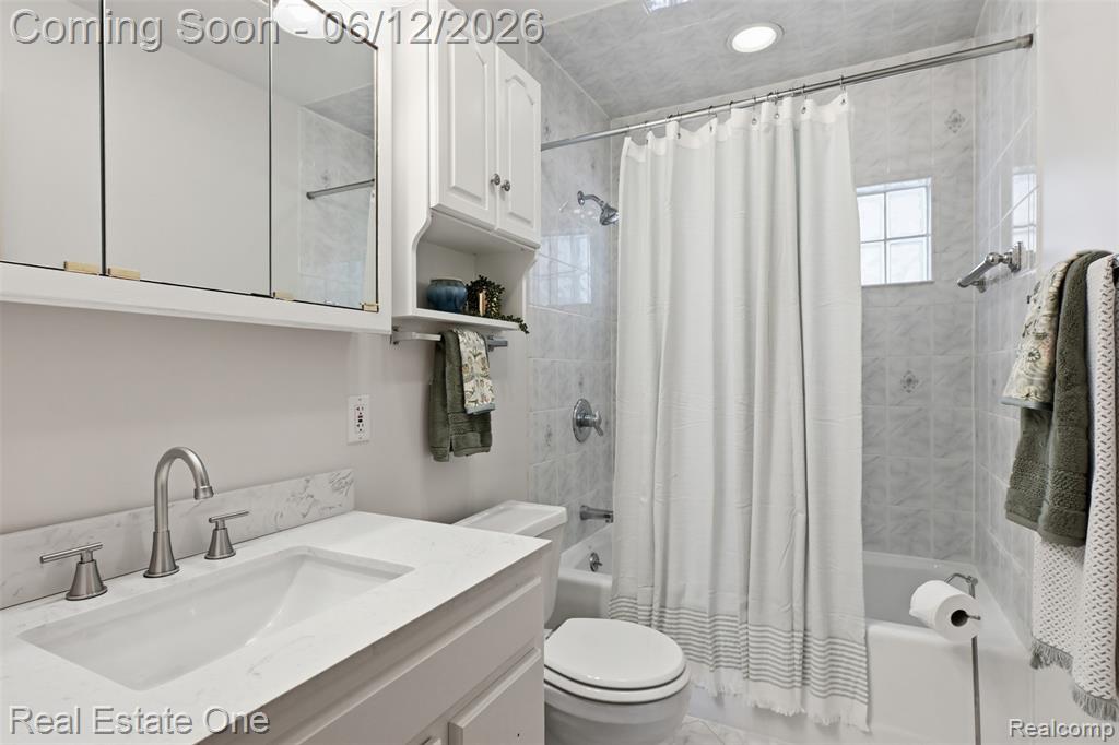 9649 Beech Daly Road, Redford, MI 48239 — Photo 13