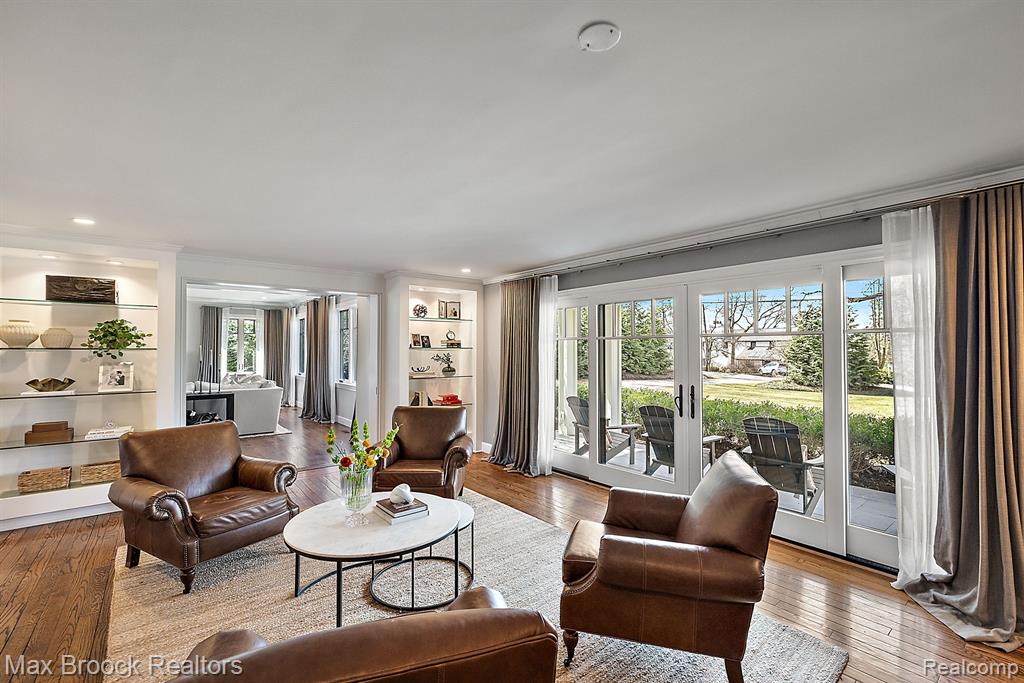 5905 Wing Lake Road, Bloomfield Hills, MI 48301 — Photo 10