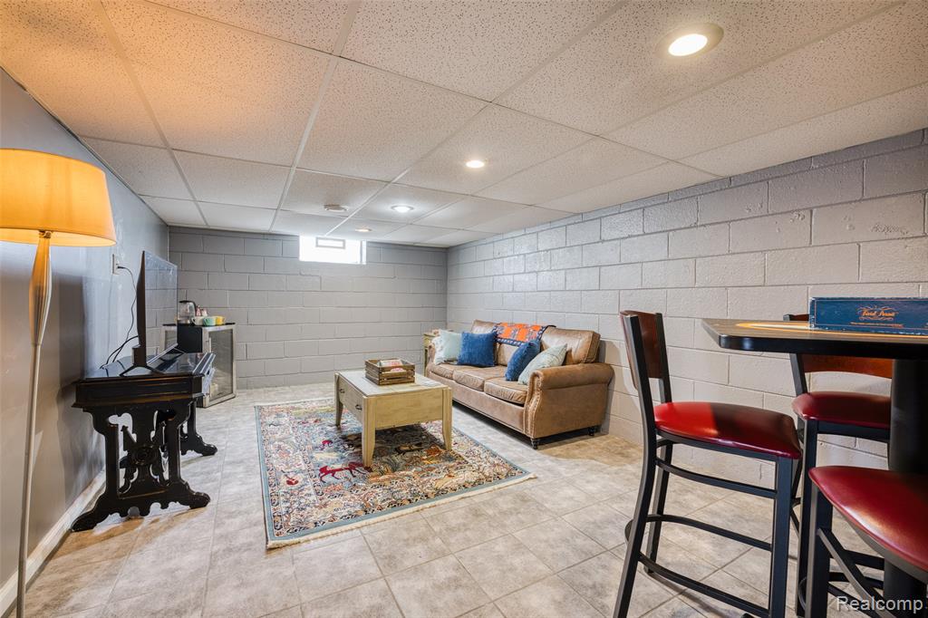 41890 E Ann Arbor Trail, Plymouth, MI 48170 — Photo 27