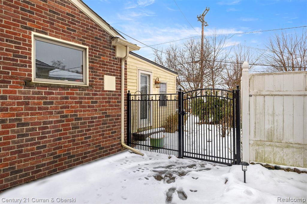 7941 N Charlesworth Street, Dearborn Heights, MI 48127 — Photo 34