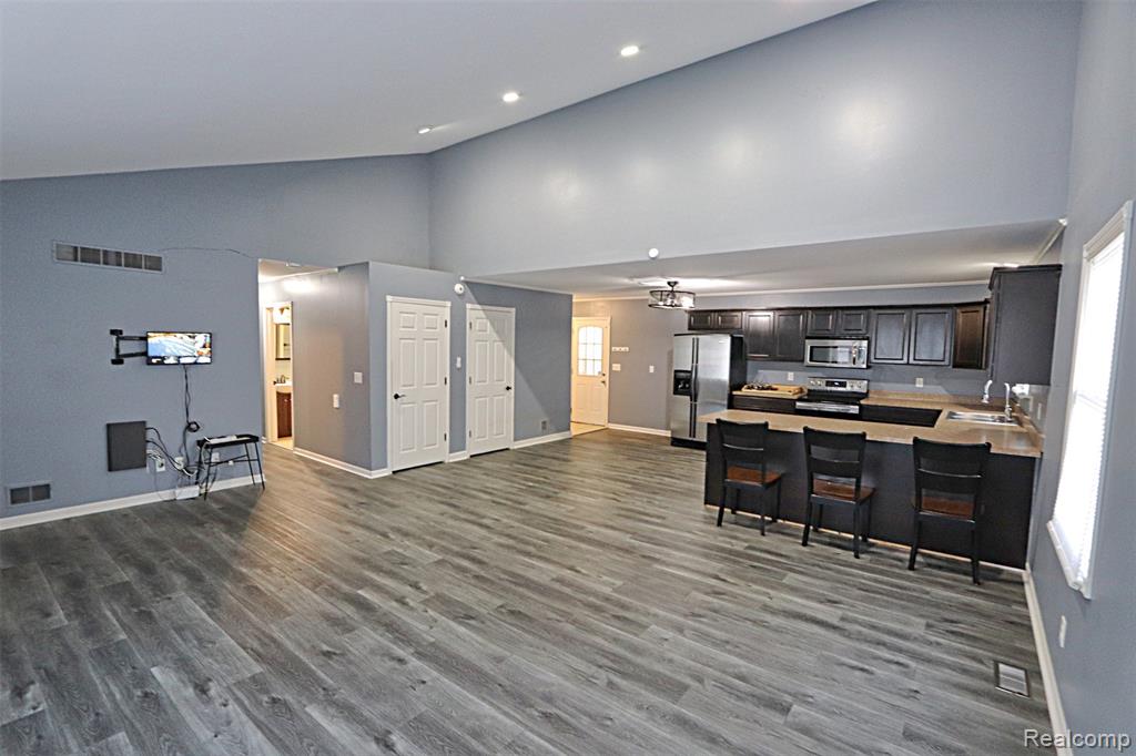 42211 Judd Road, Belleville, MI 48111 — Photo 15