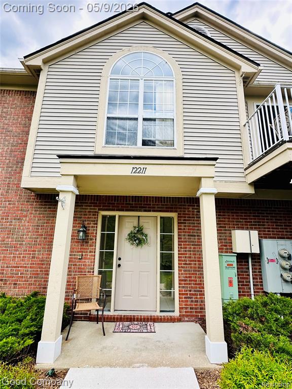 12211 Chesapeake Circle, Walled Lake, MI 48390 — front exterior