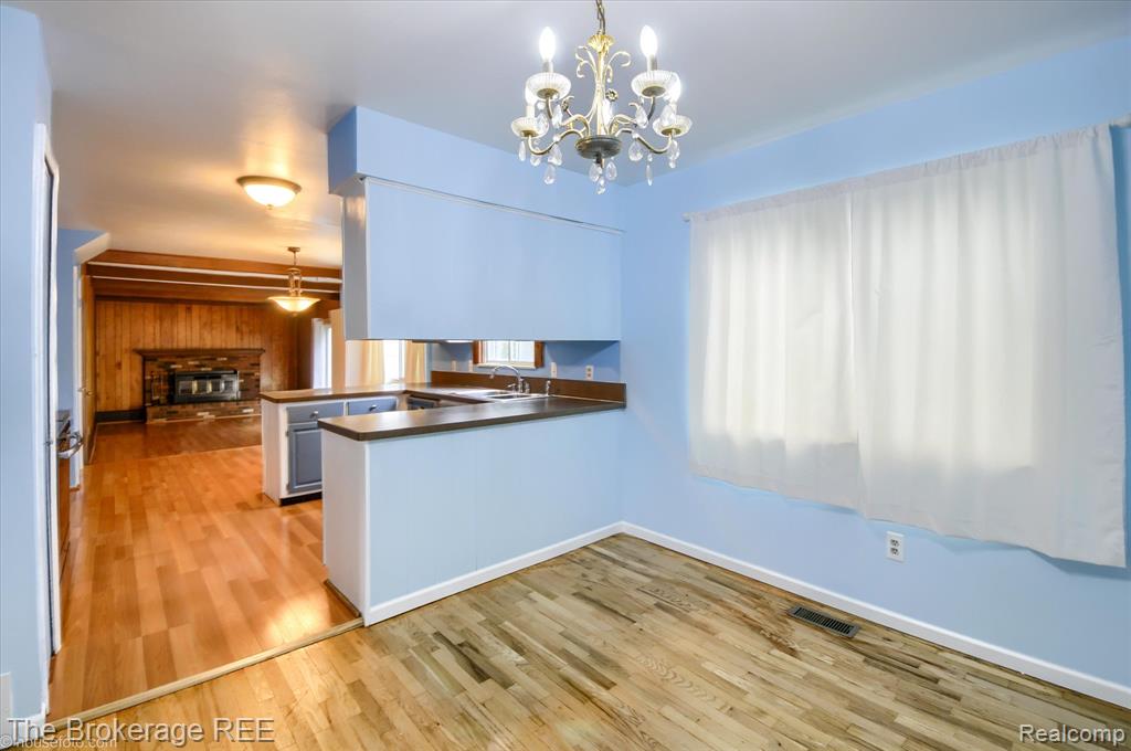 732 E Grand Blanc Road, Grand Blanc, MI 48439 — Photo 5