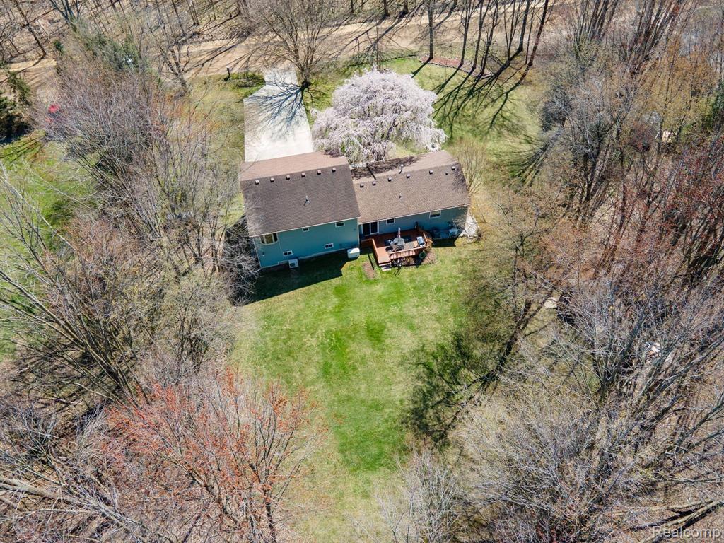 8660 SARGENT Road, Fowlerville, MI 48836 — Photo 46