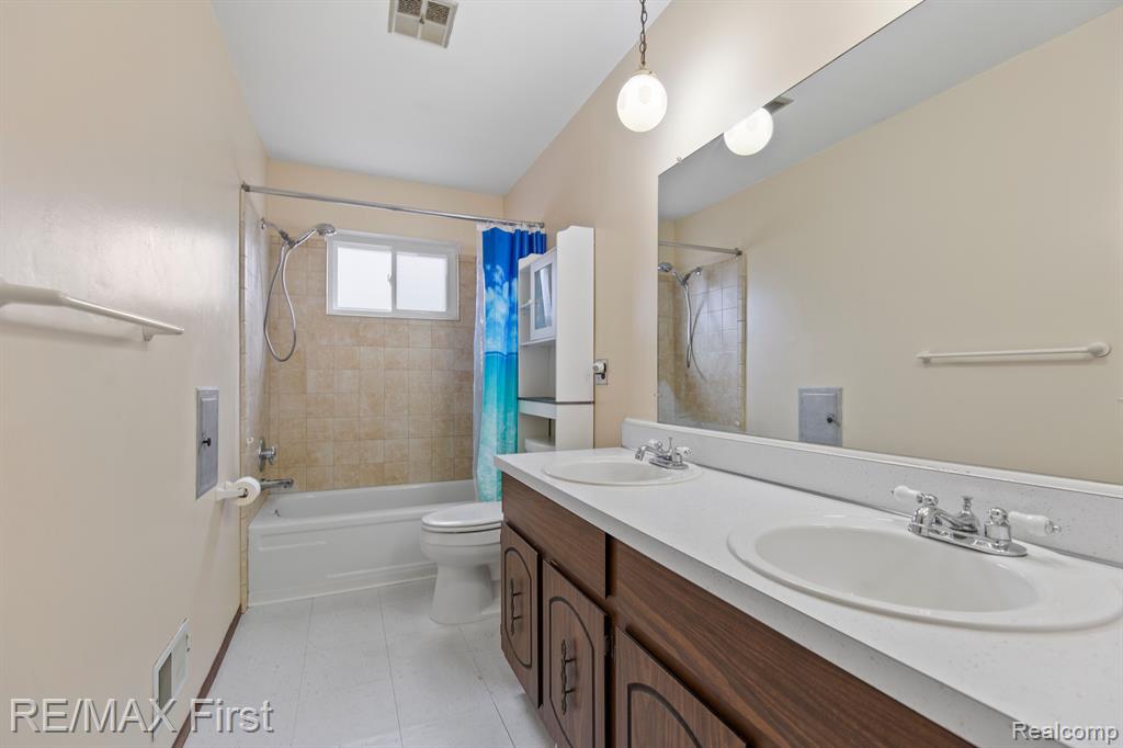 5848 MERRIMAN Road, Garden City, MI — Photo 10