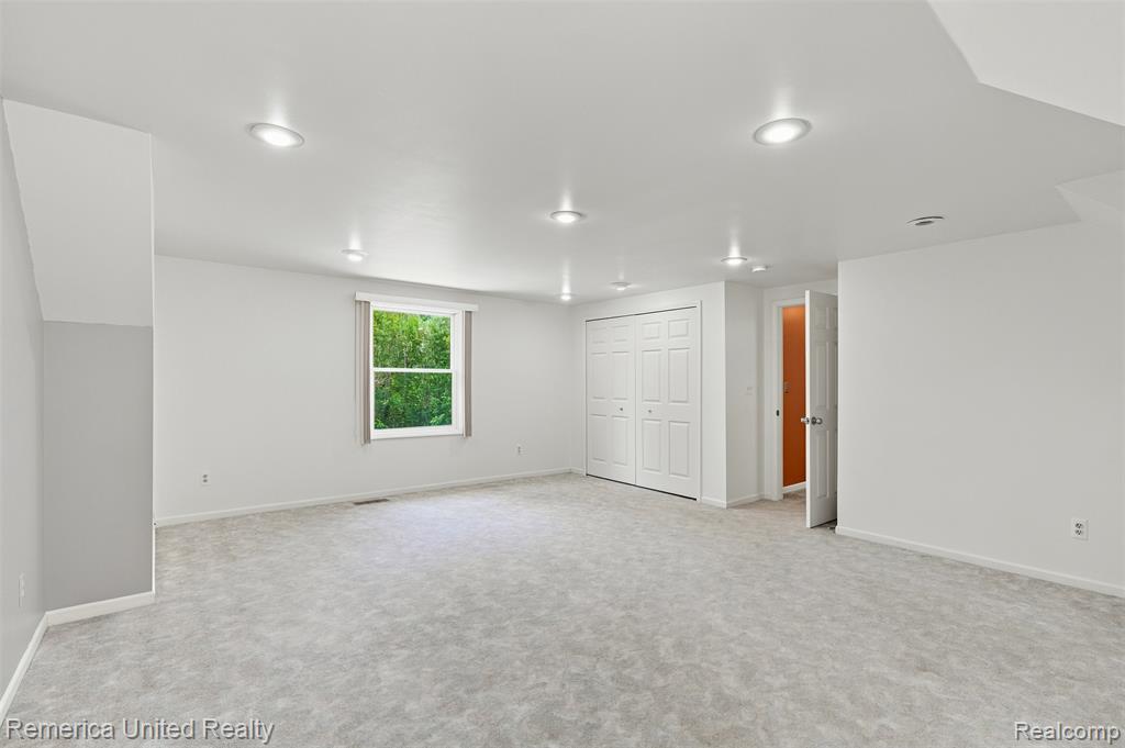 11922 Cody Creek Court, South Lyon, MI 48178 — Photo 45