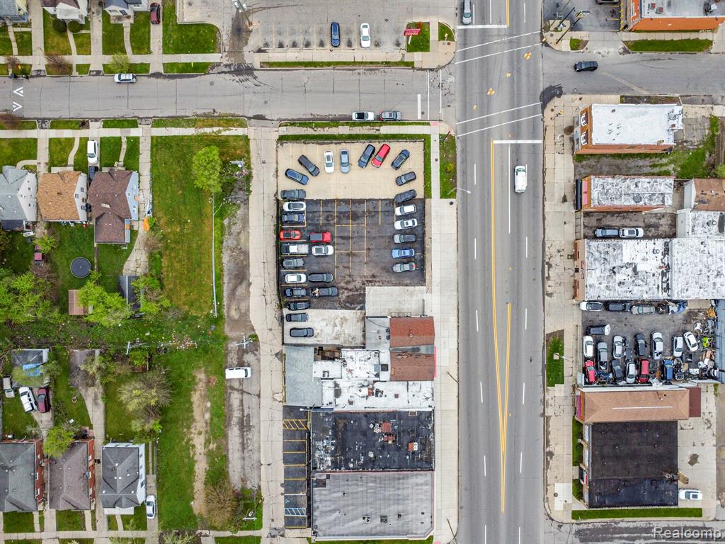 19420 W Warren Avenue, Detroit, MI 48228