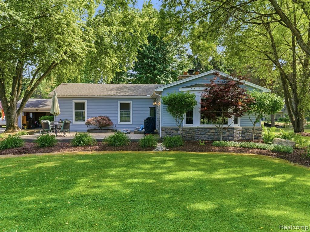 21350 30 Mile Road, Ray, MI
