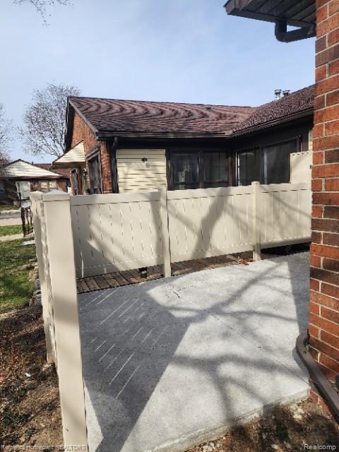 40350 Newport Drive, Plymouth, MI 48170 — Photo 2