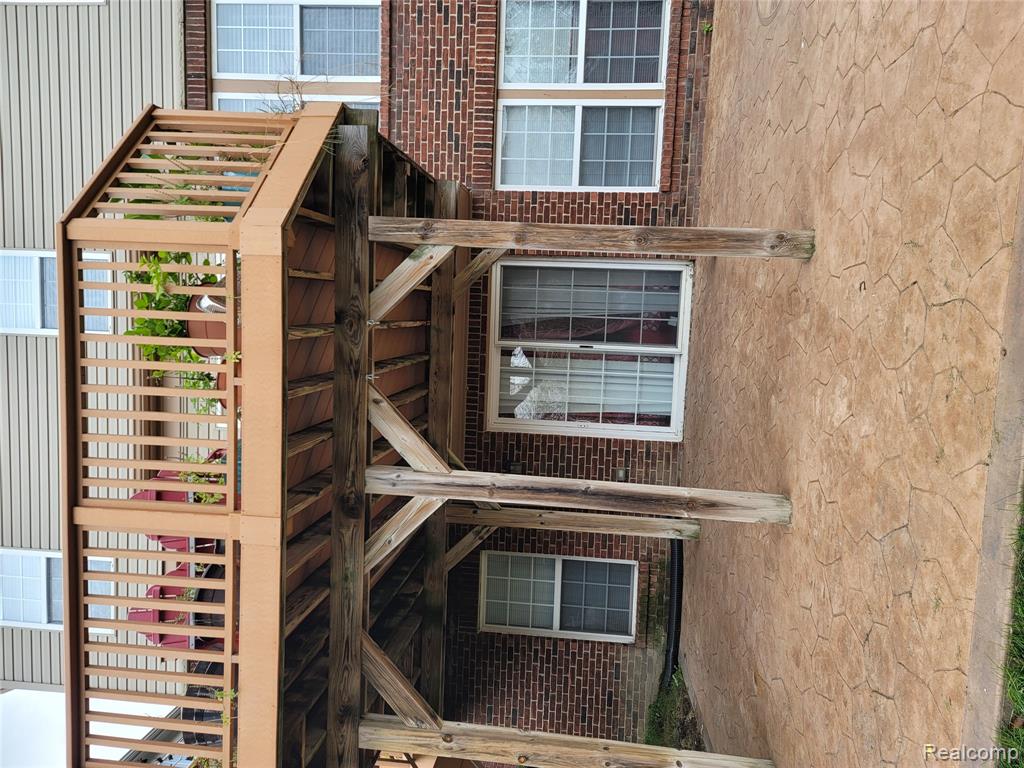 45322 Bartlett Drive, Novi, MI — Photo 17