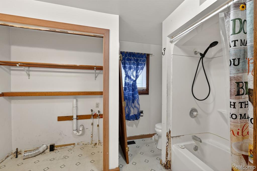 5888 Fulton Street, Mayville Vlg, MI 48744 — Photo 13