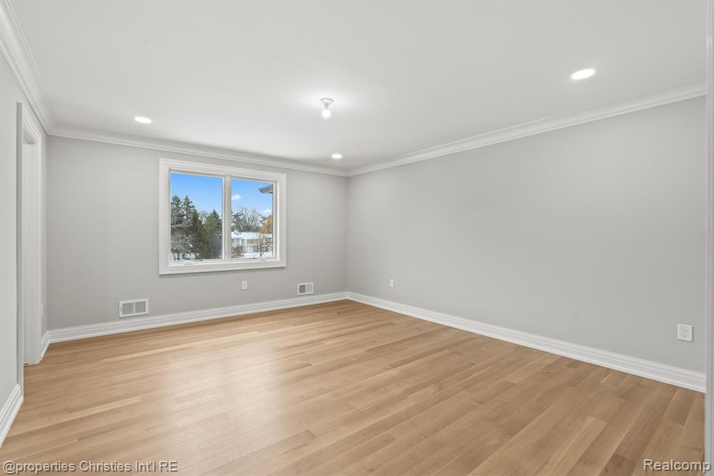 3080 Chickering Court, Bloomfield Hills, MI 48302 — Photo 49