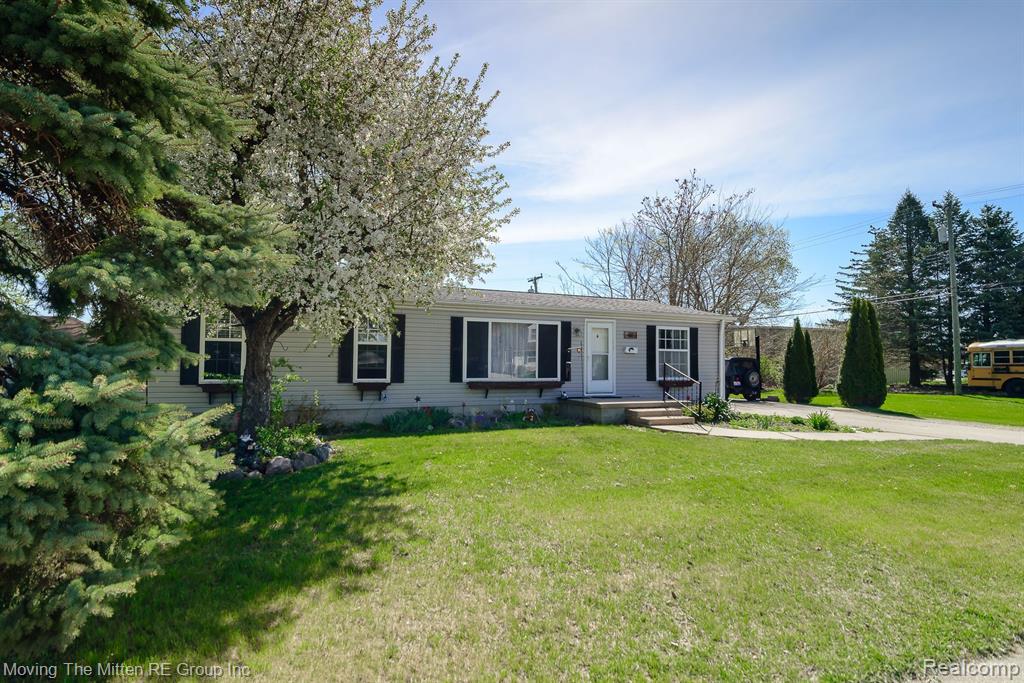 42 N BIGGS Street, Belleville, MI 48111 — Photo 37
