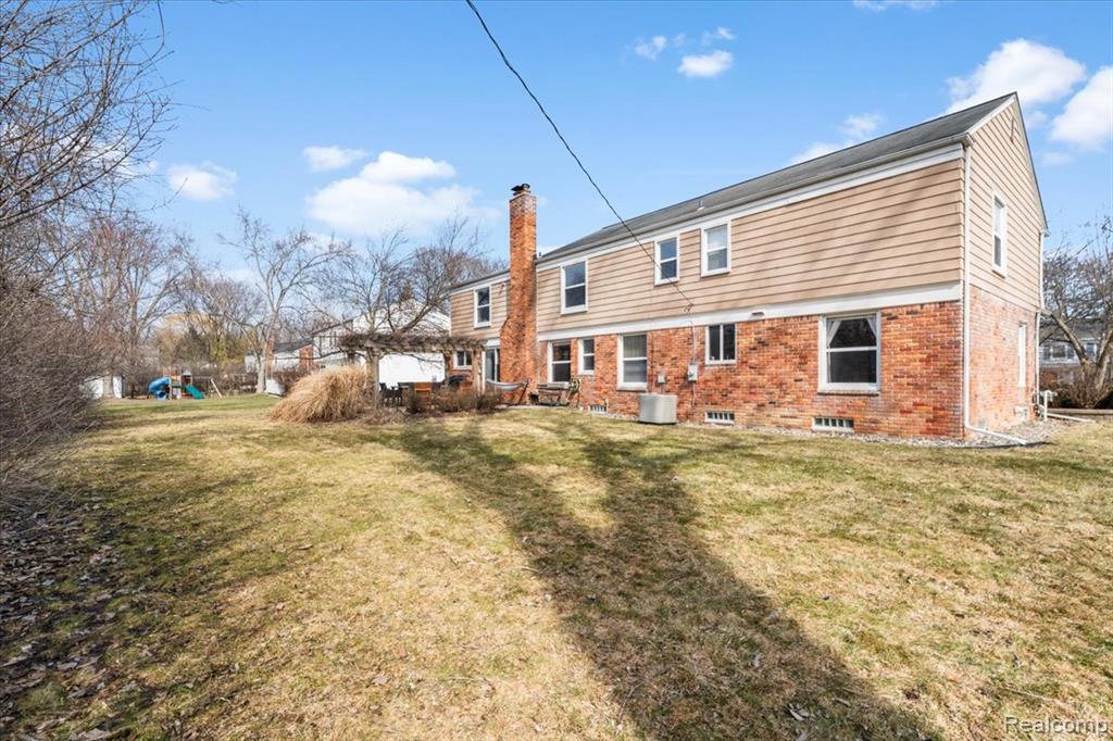 31065 Old Stage Road, Beverly Hills, MI 48025 — Photo 41