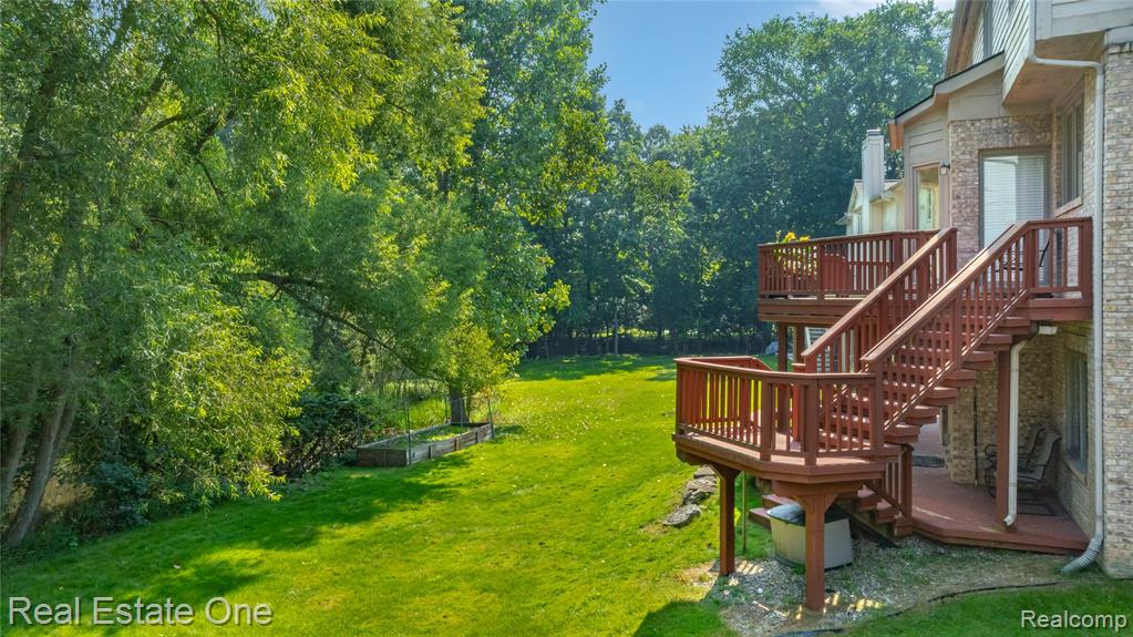 6210 Orchard Woods Drive, West Bloomfield, MI 48324 — Photo 68