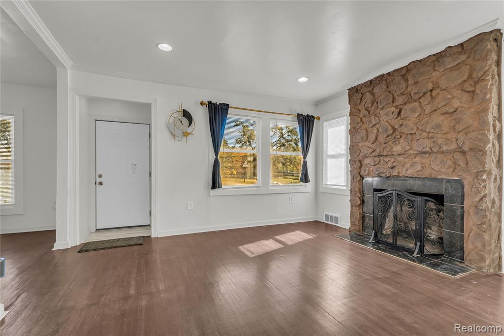 14909 Griggs Street - Photo 4