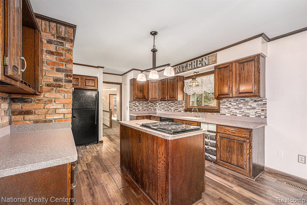 9494 Sashabaw Road, Clarkston, MI 48348 — Photo 9