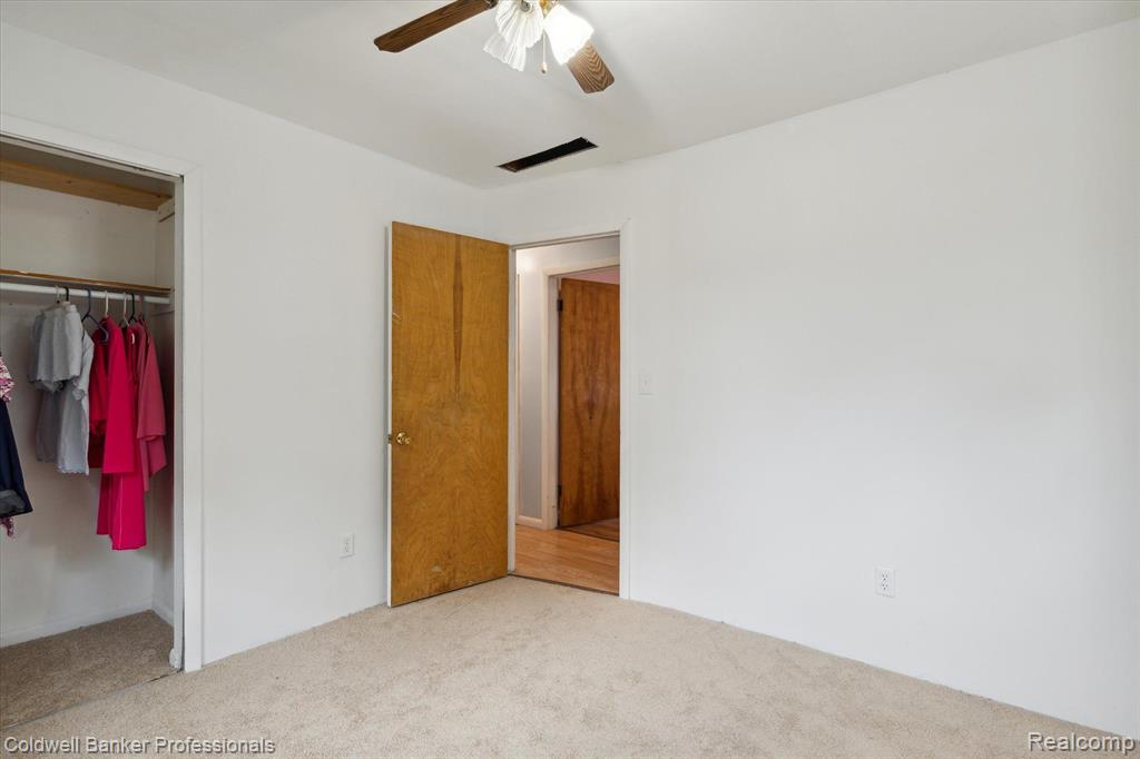 326 EAST Street, Holly, MI 48442 — Photo 19