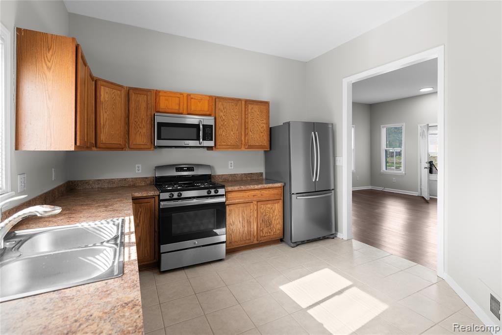 72 Gratiot Avenue, Mount Clemens, MI 48043 — Photo 10