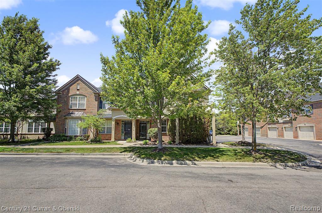 47616 Pembroke Drive, Canton, MI 48188 — Photo 2