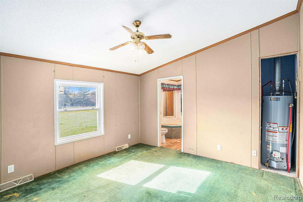 6701 Hazard Road, Fenton, MI 48430 — Photo 8