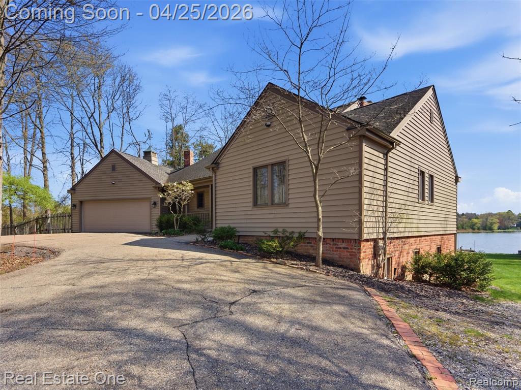 9990 Sashabaw Road, Clarkston, MI 48348 — Photo 14