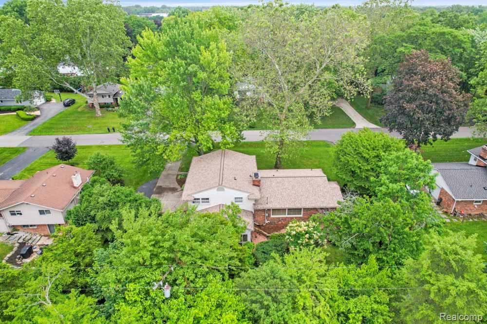 6672 Timber Ridge Drive, Bloomfield Hills, MI 48301 — Photo 41