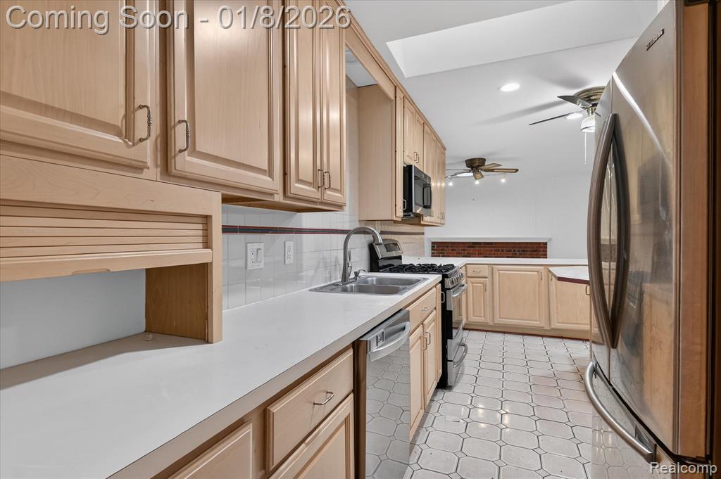 45261 Patrick Drive, Canton, MI 48187 — Photo 17