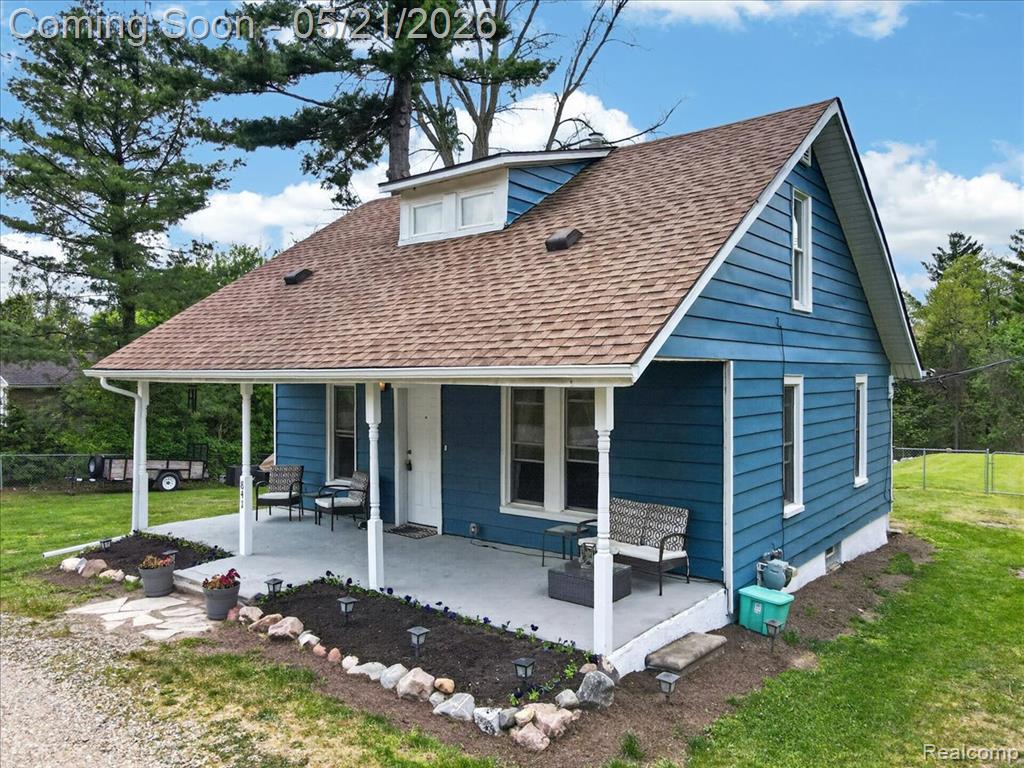 841 Sands Road, Ortonville, MI 48462 — Photo 8