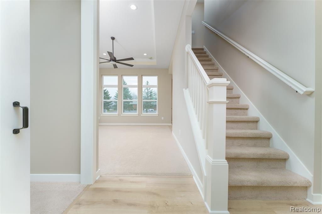 539 Wildwood Drive, Owosso, MI 48867 — Photo 16