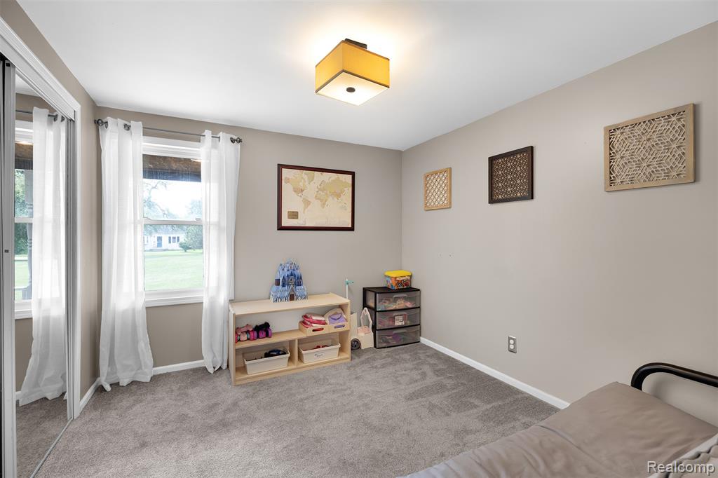 7677 Washburn, Washington, MI — Photo 20