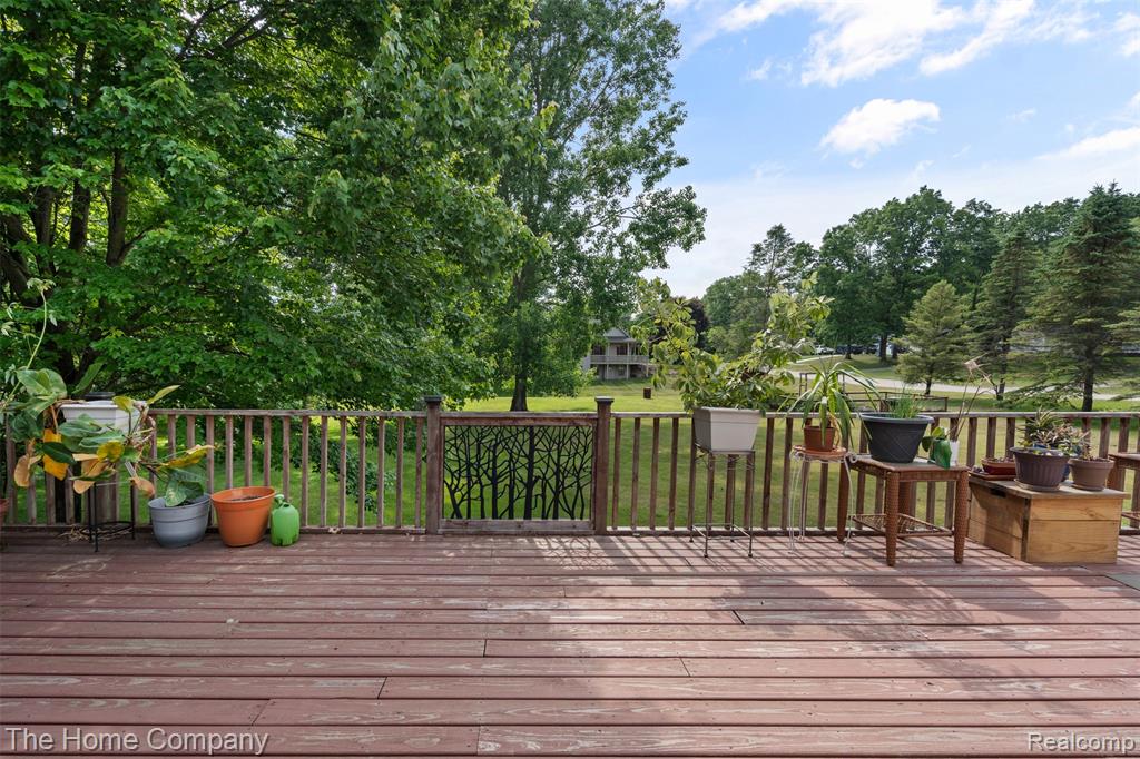 8320 Constitution Boulevard, Pinckney, MI 48169 — Photo 38