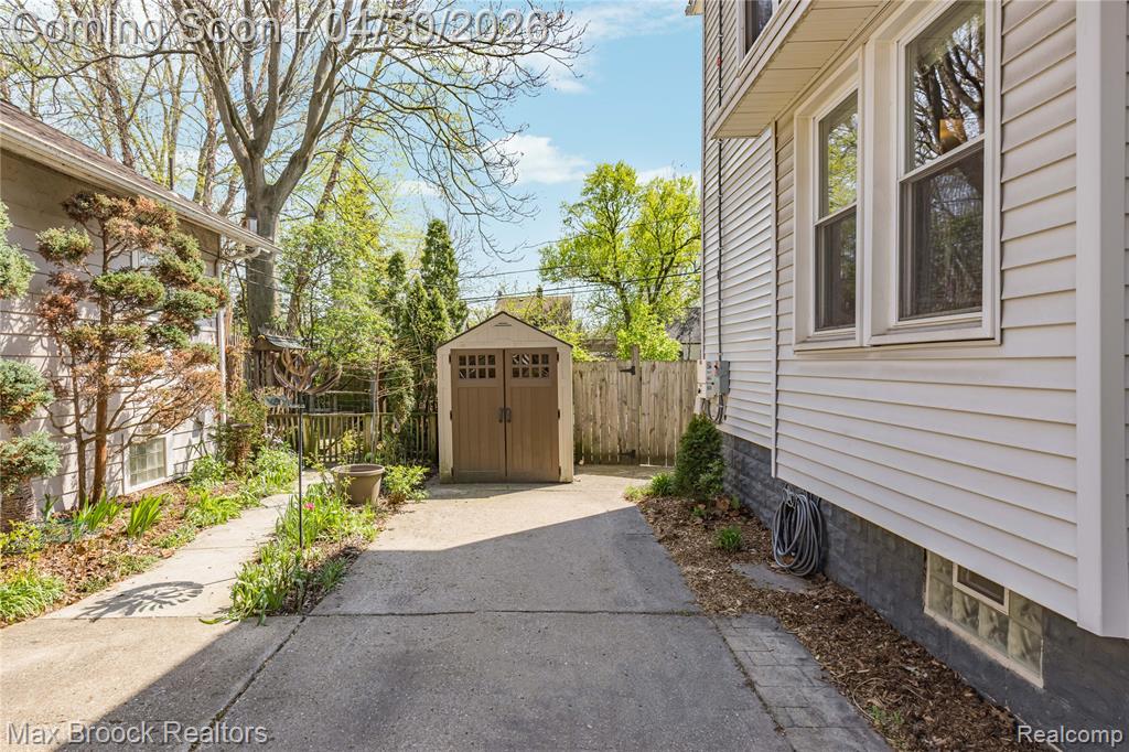 465 Pearson Street, Ferndale, MI 48220 — Photo 40